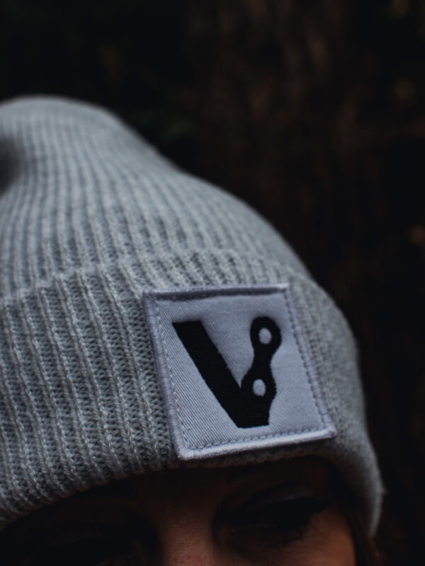 Muts Patch V-Icon - OS, Cloud Grey
