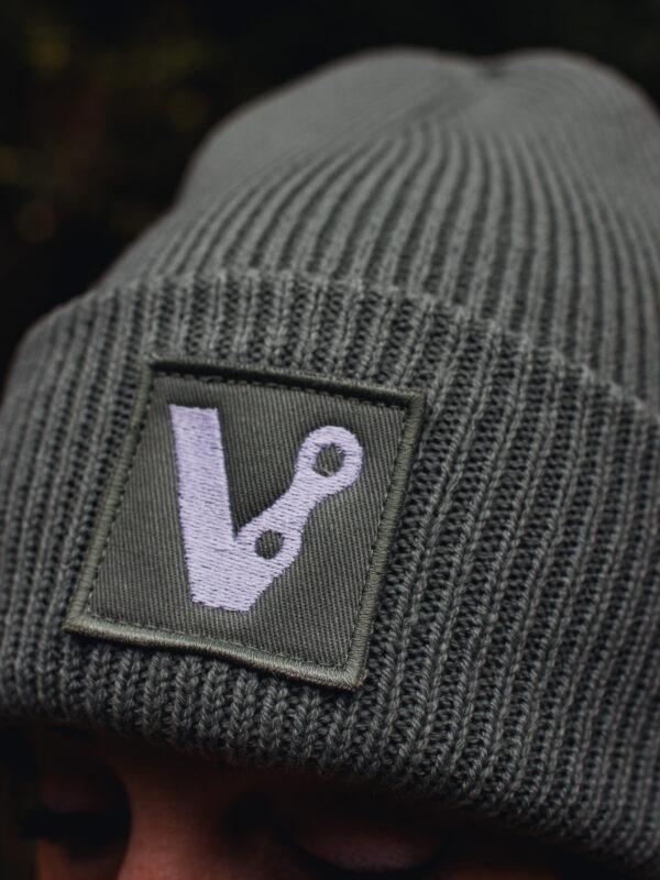 Muts Patch V-Icon - OS, Dusty Green